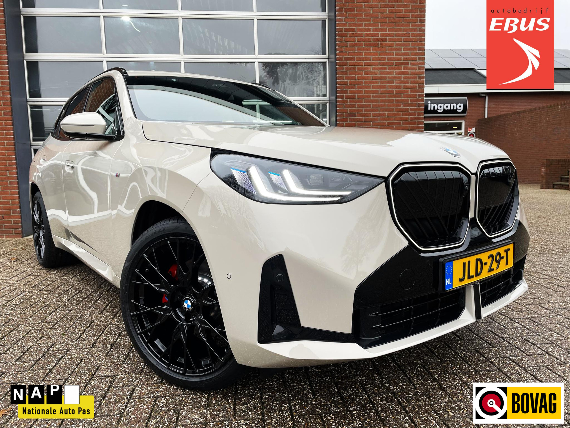 BMW X3 30e xDrive M-Sport Pro / HUD / ACC